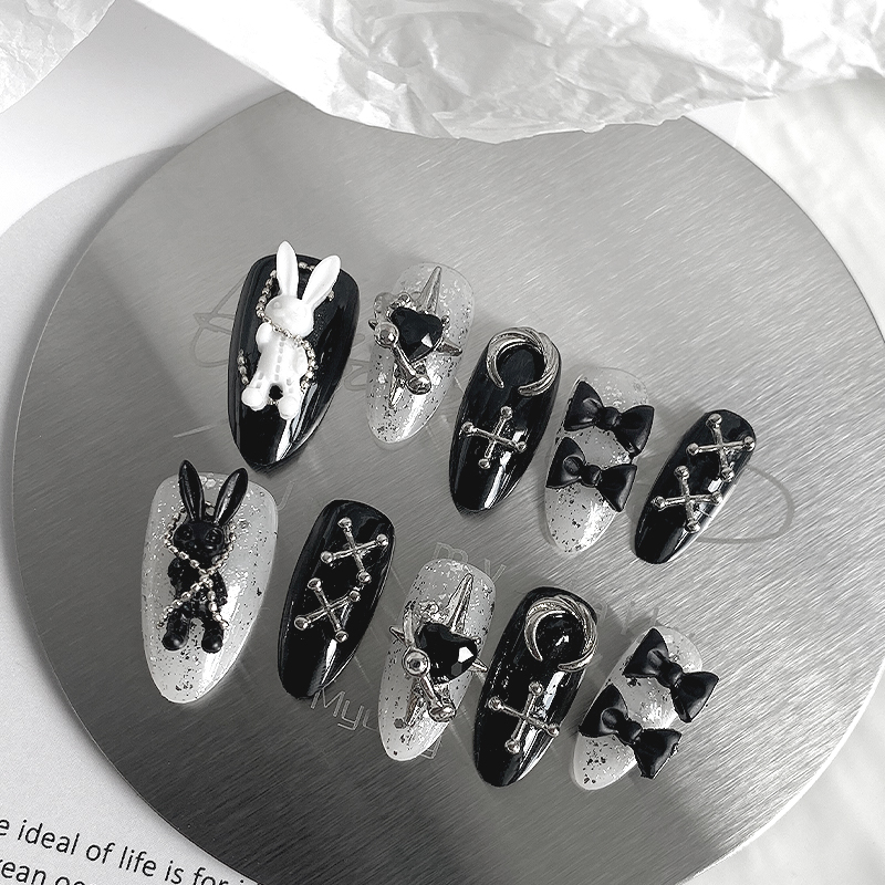 Nail Art Y2K - 10 قطع من الأظافر الاصطناعية المصنوعة