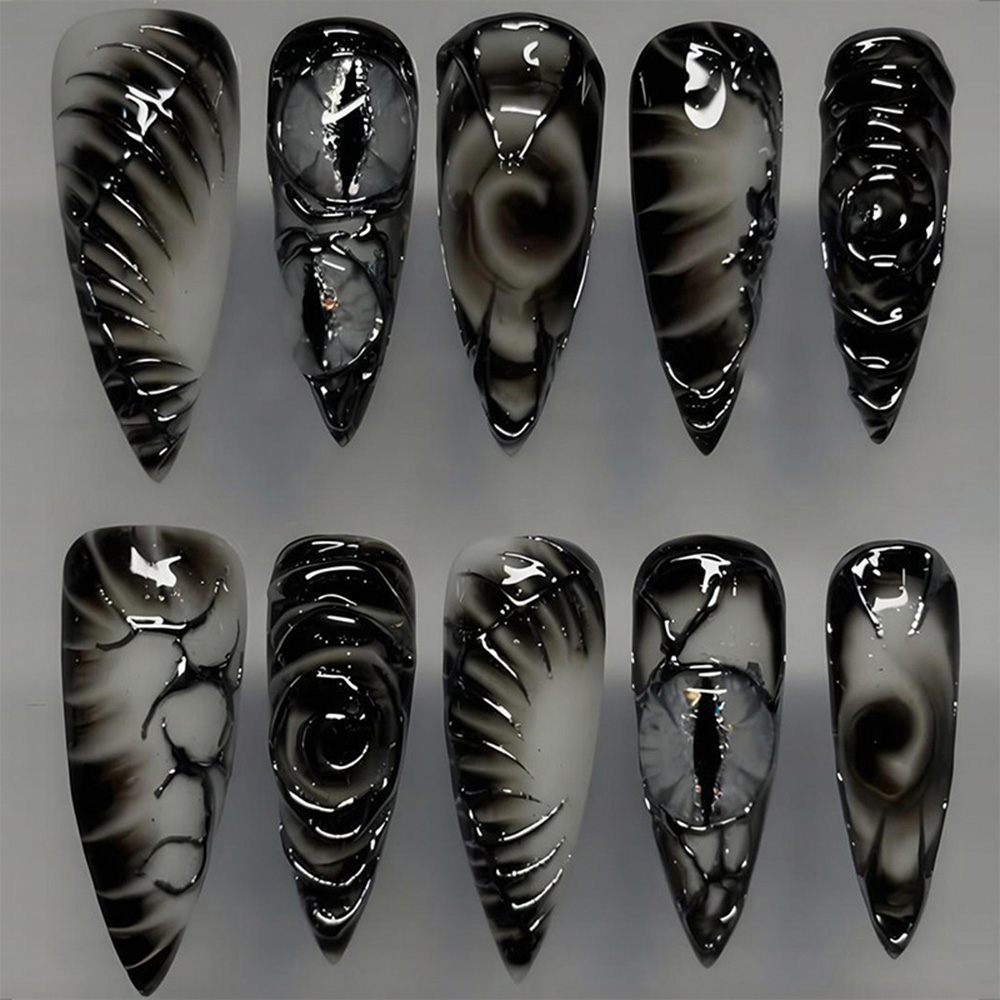 Nail Art Fake - أظافر اصطناعية لامعة بتصميم قوطي 30