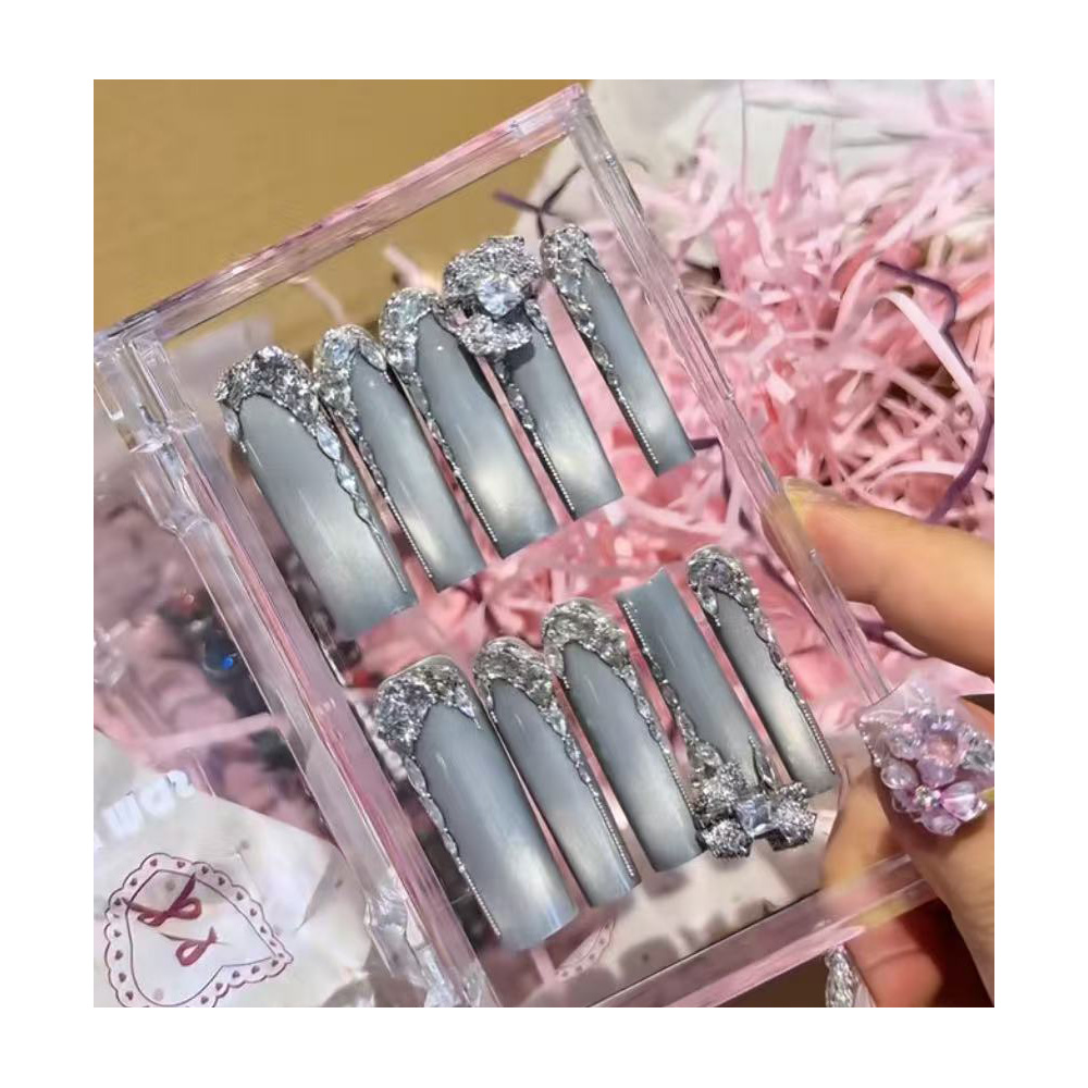ملصقات أظافر صناعية بتصميم Y2K - مراجعة Nail Art Leopard وسعره