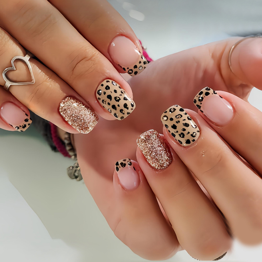 أظافر صناعية قصيرة طويلة للنسا - مراجعة Nail Art Leopard وسعره