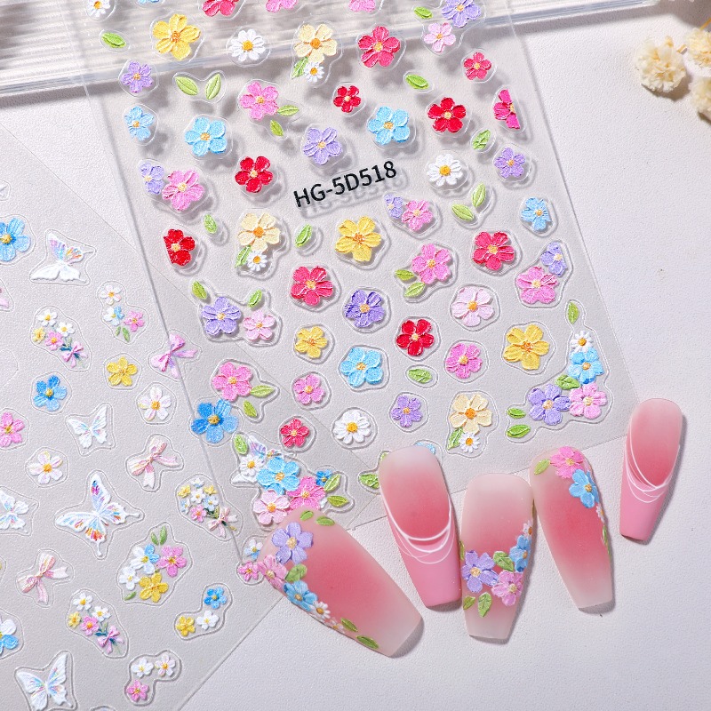 زينة أظافر على شكل بتلات ملونة - مراجعة Nail Art Home Service وسعره