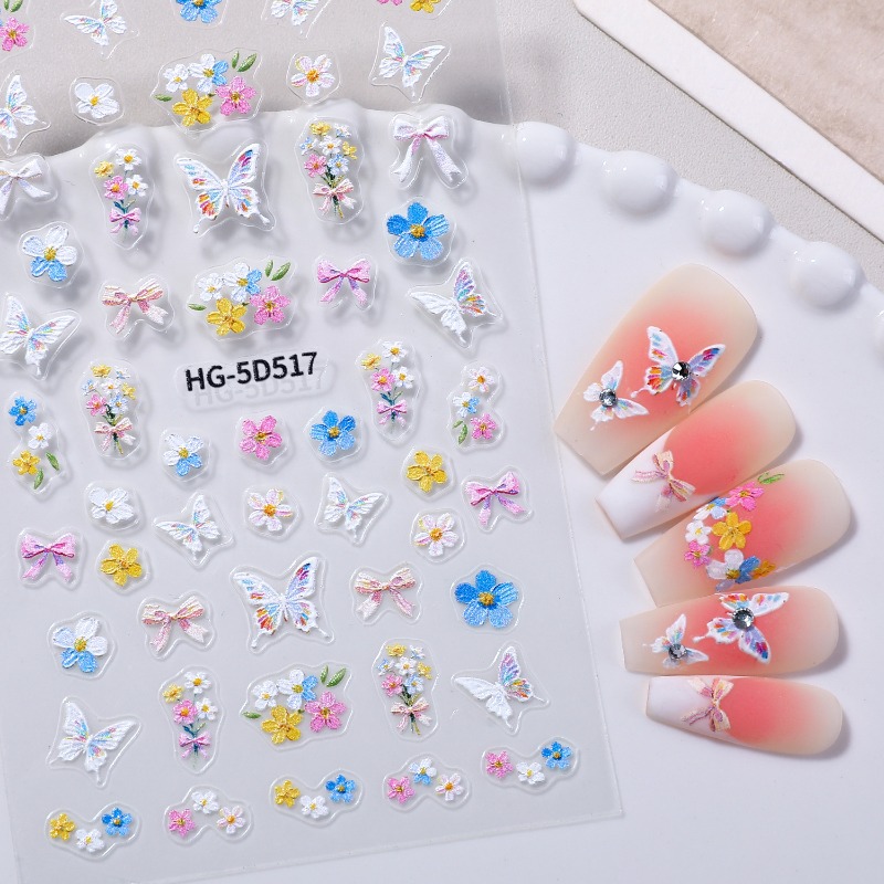 زينة أظافر على شكل بتلات ملونة - مراجعة Nail Art Home Service وسعره