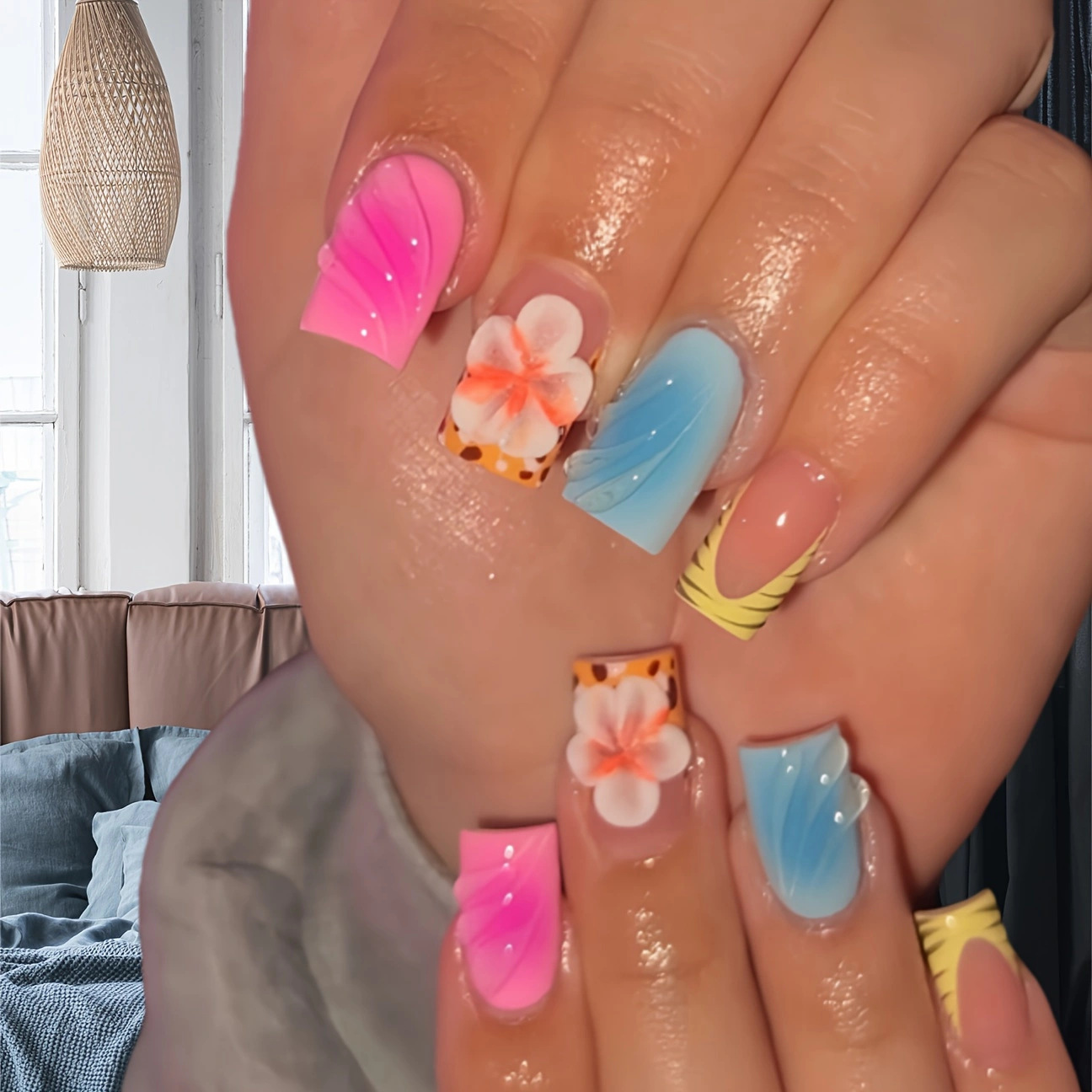 24 قطعة رئيس مربع قصير الأظافر - مراجعة Nail Art Leopard وسعره