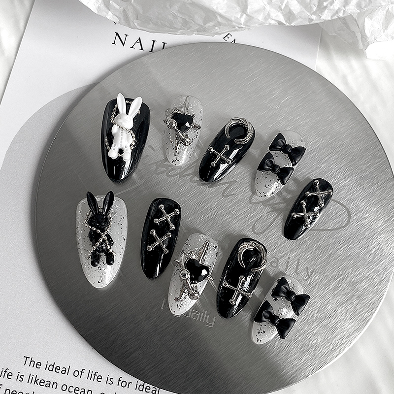 10 قطع من الأظافر الاصطناعية ا - مراجعة Nail Art Y2K وسعره