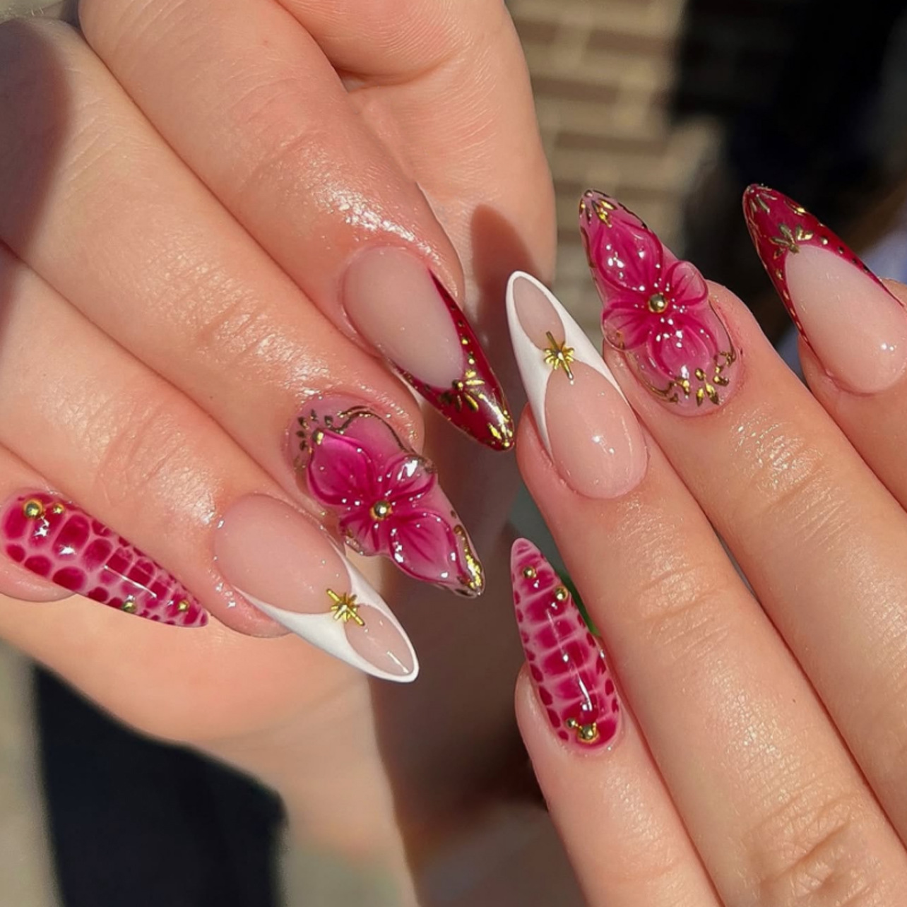 24 قطعة أظافر صناعية جاهزة لاص - مراجعة Nail Art Fake وسعره