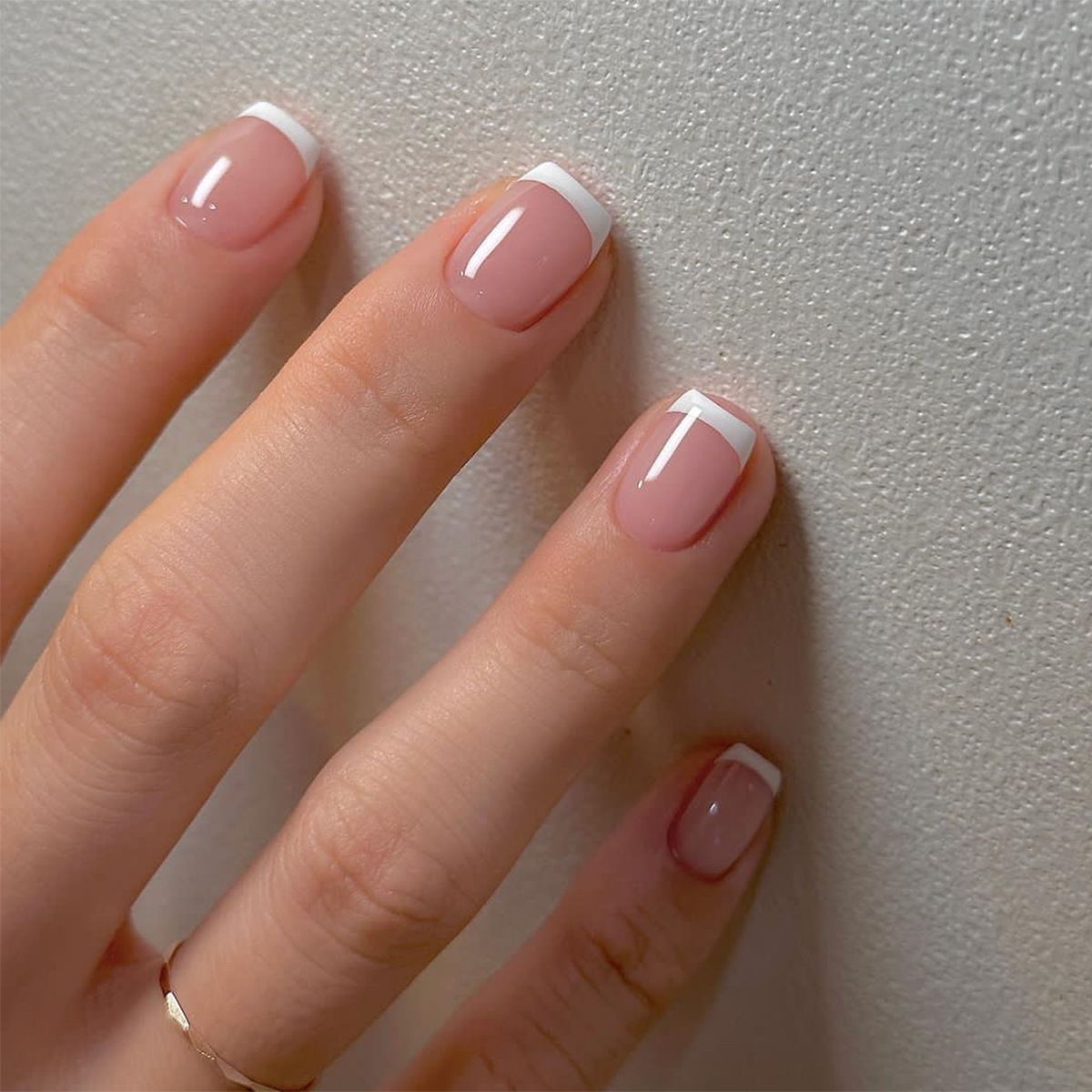 24 قطعة/مجموعة أظافر صناعية قص - مراجعة Nail Art Y2K وسعره